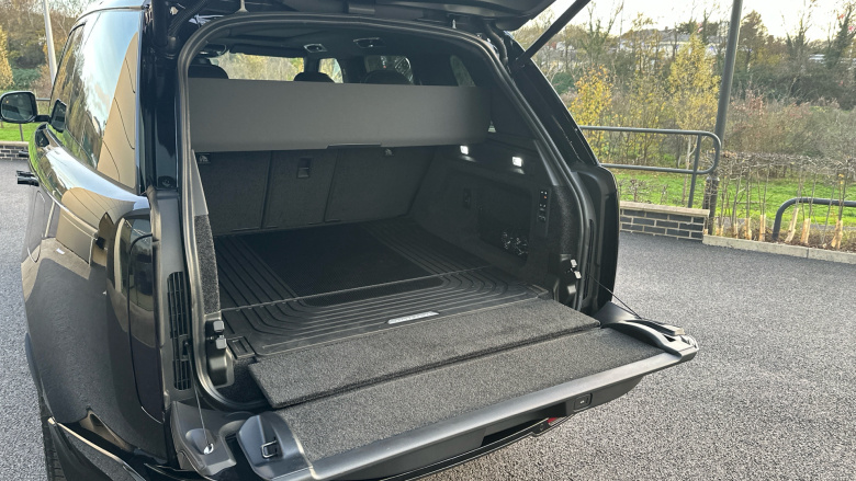 Land Rover Range Rover 3.0 P460e HSE 4dr Auto Estate